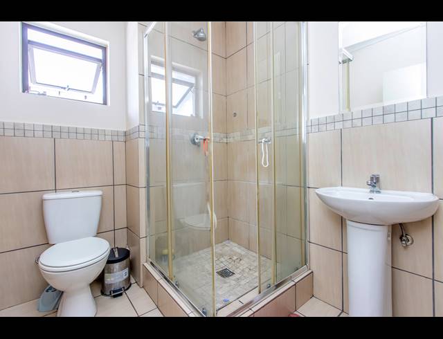 3 BEDROOM SECTIONAL TITLE FOR SALE IN BARBEQUE DOWNS
